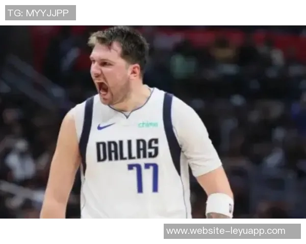 雷迪克三年前看好东契奇关键时刻库里与他相比更具潜力